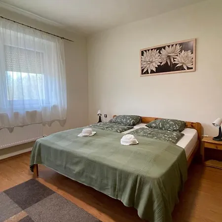 Zoeld Vendeghaz Csernely