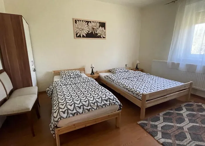 Zoeld Vendeghaz Casa de Férias