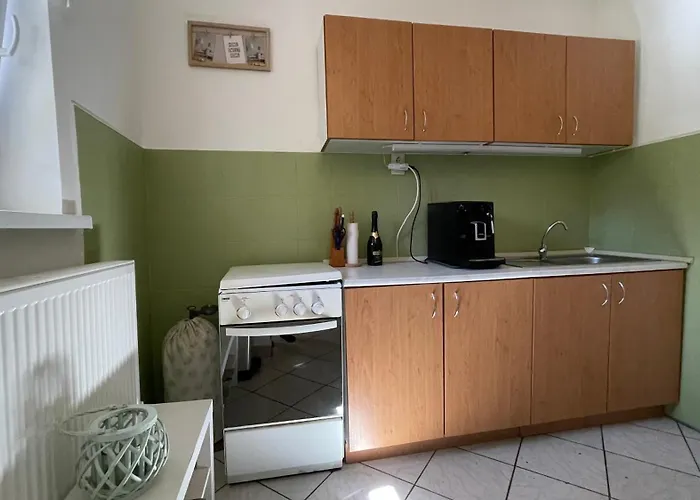 Zoeld Vendeghaz * Csernely